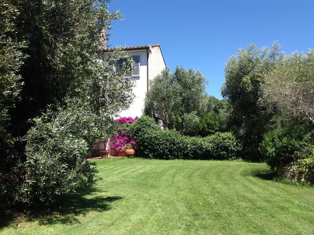 Gasthaus Casale Ai Poggi Orbetello Exterior foto